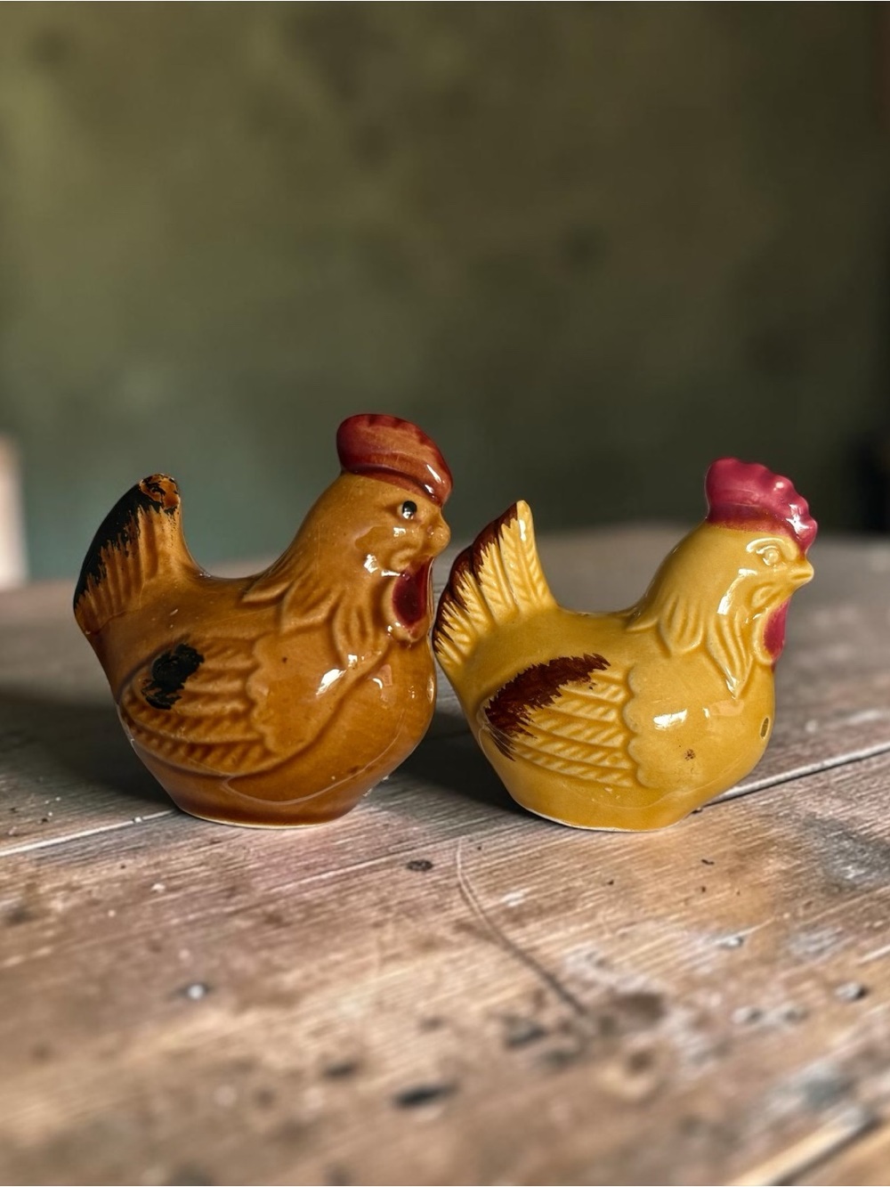 Vtg Yellow & Brown Chicken Salt and Pepper Shakers Set Made In Japan, EUC
